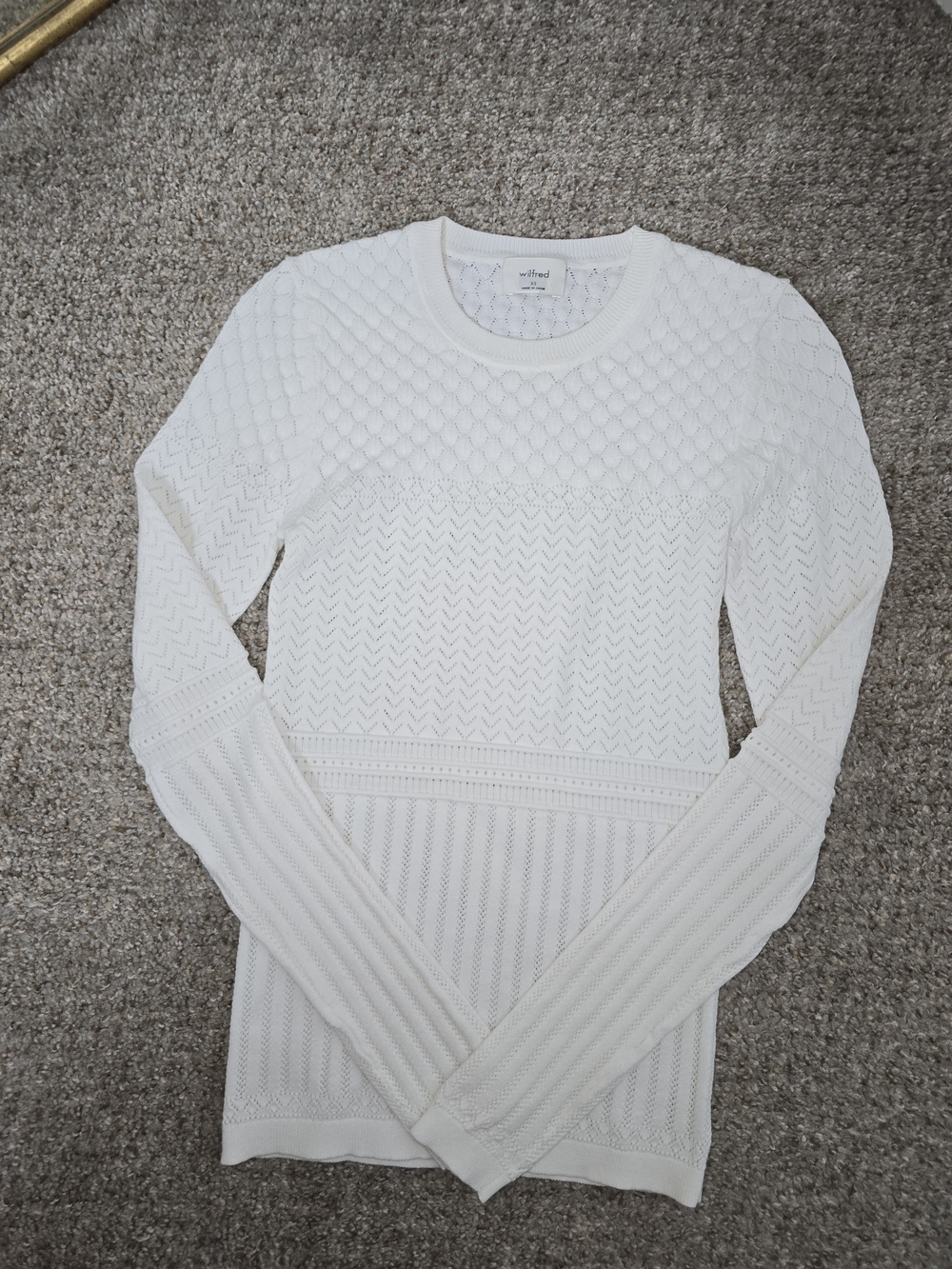 Aritzia Wilfred White Textured Knit Long Sleeve Banquet Sweater Size XS